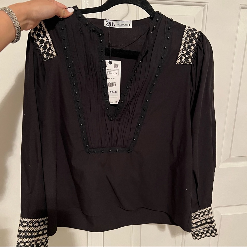 NWT ZARA BLACK BEADED TUNIC